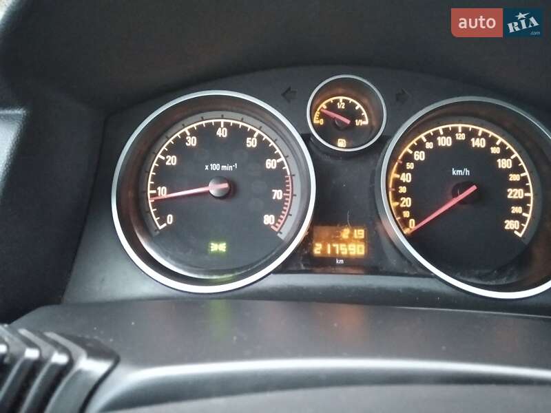 Універсал Opel Astra 2010 в Ковелі