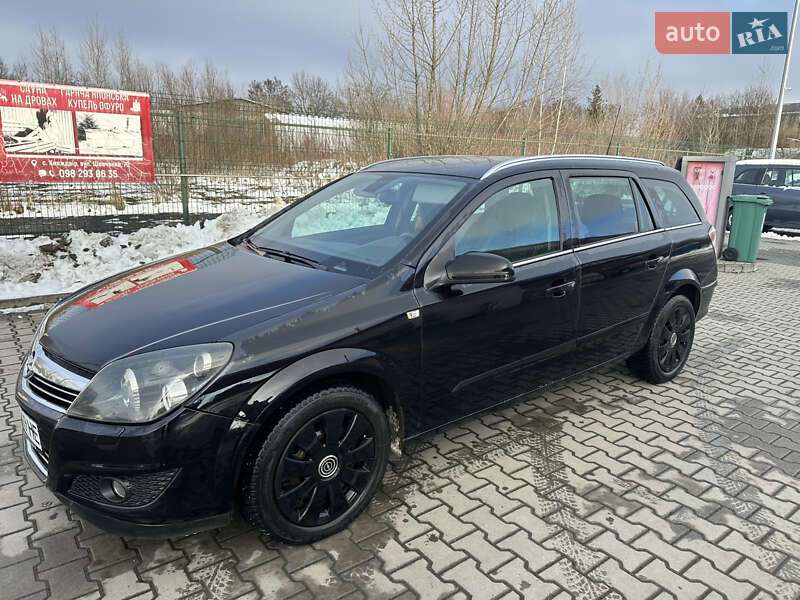 Універсал Opel Astra 2009 в Коломиї