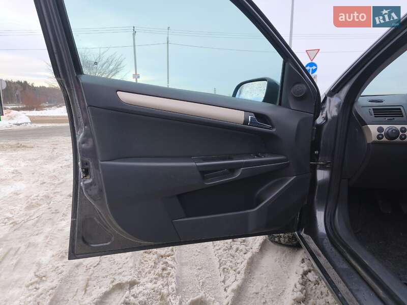 Универсал Opel Astra 2008 в Броварах