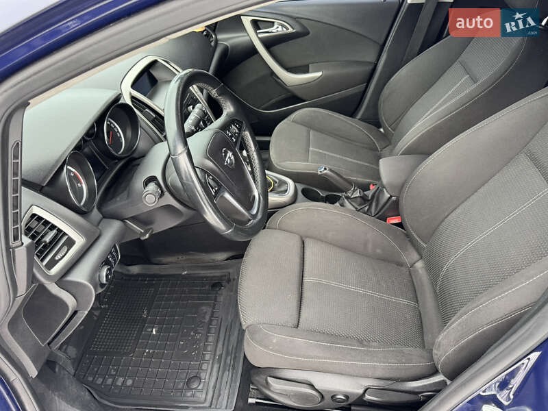 Універсал Opel Astra 2011 в Києві фото 9 Універсал Opel Astra 2011 в Києві