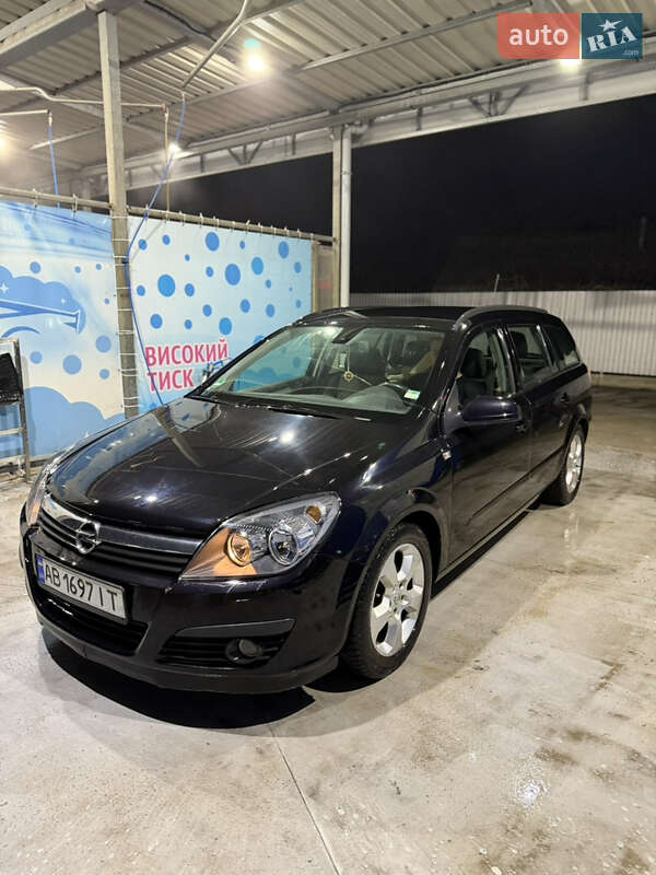 Универсал Opel Astra 2005 в Великодолинском фото Универсал Opel Astra 2005 в Великодолинском