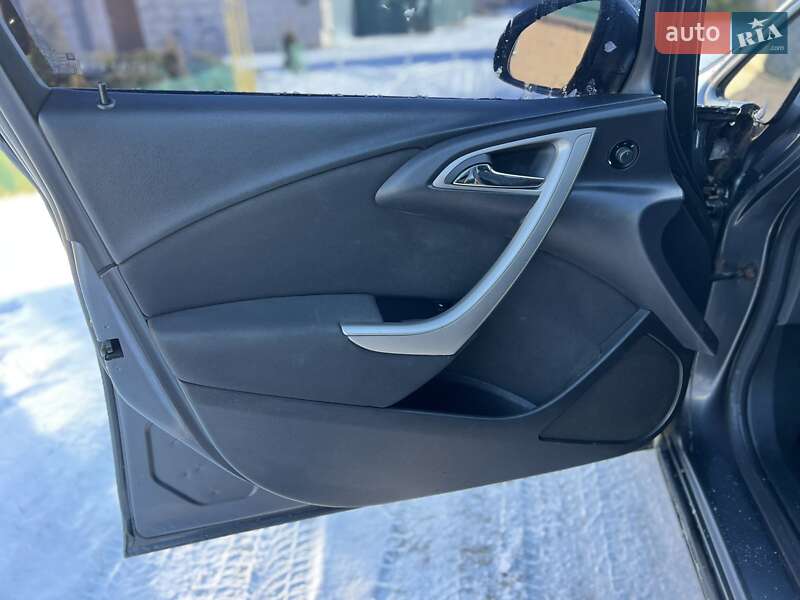 Універсал Opel Astra 2011 в Ковелі фото 15 Універсал Opel Astra 2011 в Ковелі