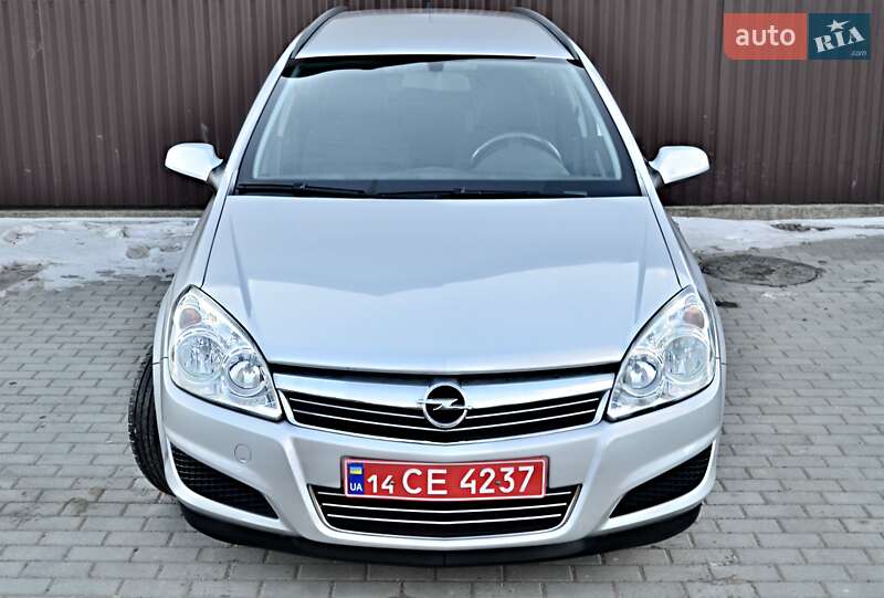 Универсал Opel Astra 2007 в Дрогобыче