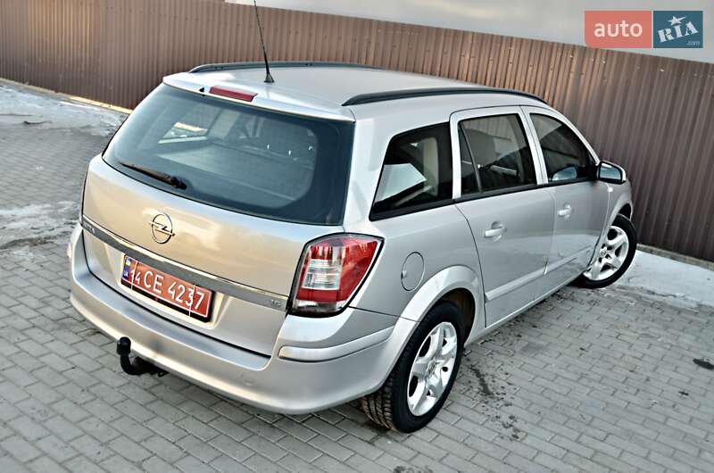 Универсал Opel Astra 2007 в Дрогобыче