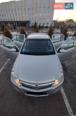 Хетчбек Opel Astra 2007 в Мостиській