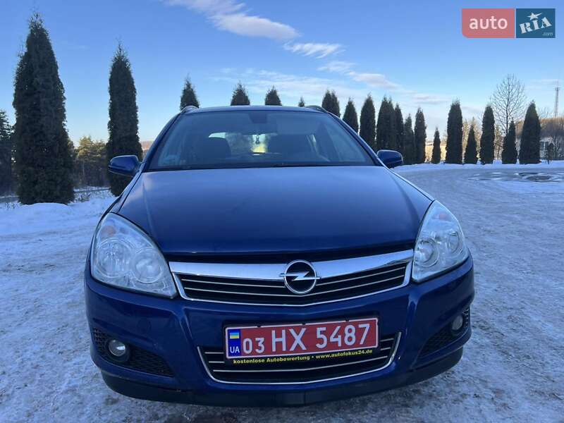 Універсал Opel Astra 2009 в Бучачі