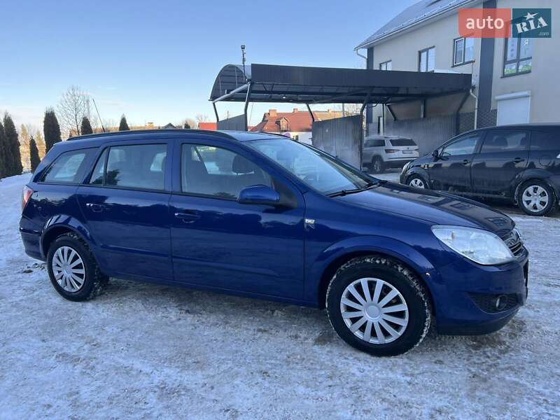 Універсал Opel Astra 2009 в Бучачі