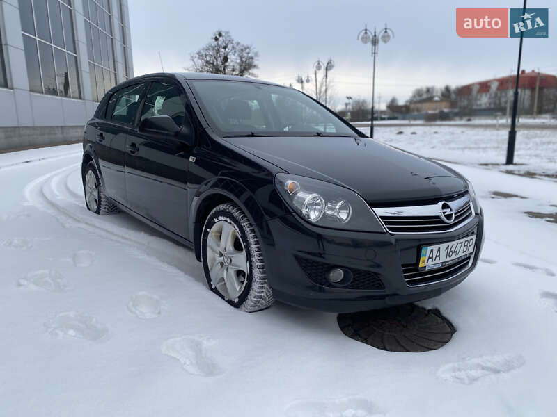 Хетчбек Opel Astra 2012 в Білій Церкві фото 4 Хетчбек Opel Astra 2012 в Білій Церкві