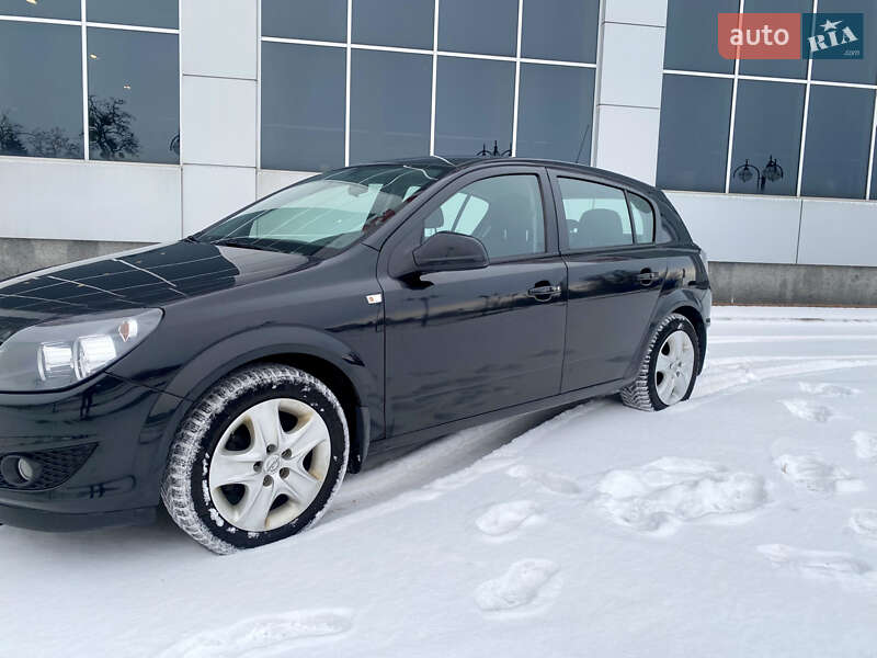 Хетчбек Opel Astra 2012 в Білій Церкві фото 10 Хетчбек Opel Astra 2012 в Білій Церкві