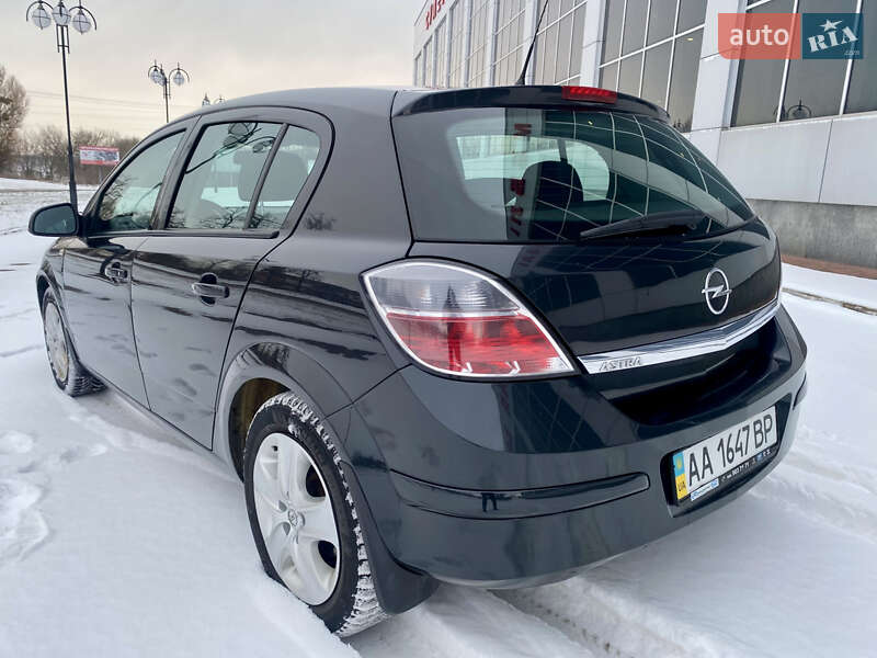 Хетчбек Opel Astra 2012 в Білій Церкві фото 21 Хетчбек Opel Astra 2012 в Білій Церкві