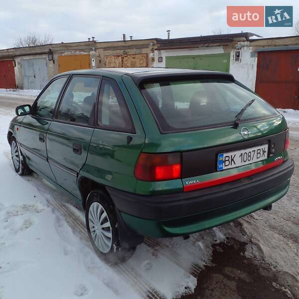 Хетчбек Opel Astra 1996 в Рівному фото 9 Хетчбек Opel Astra 1996 в Рівному