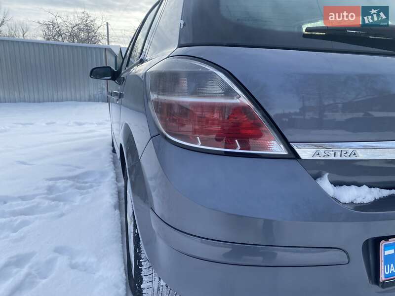 Хэтчбек Opel Astra 2007 в Тальном