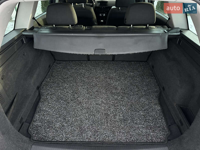 Универсал Opel Astra 2010 в Виннице