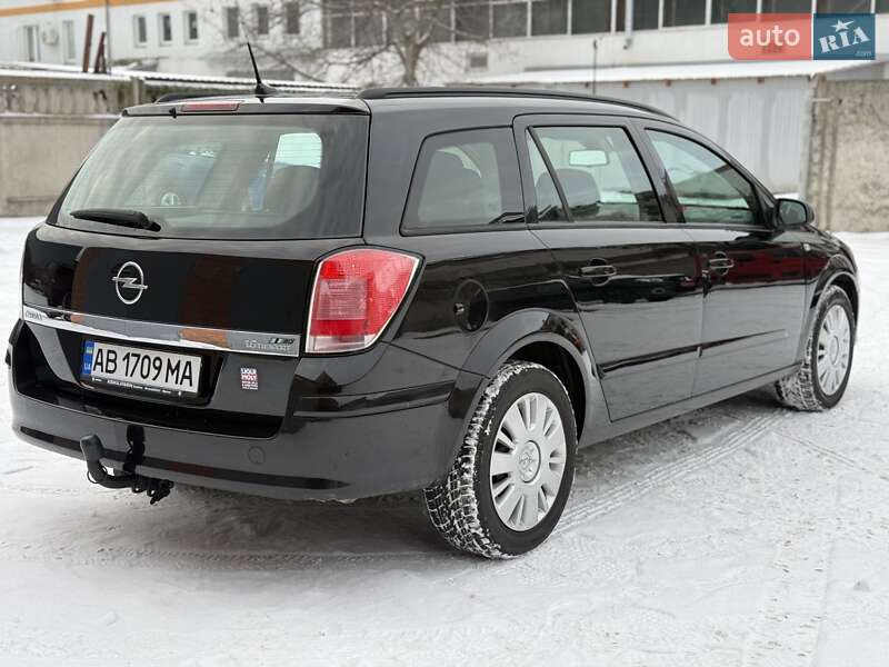 Універсал Opel Astra 2006 в Вінниці