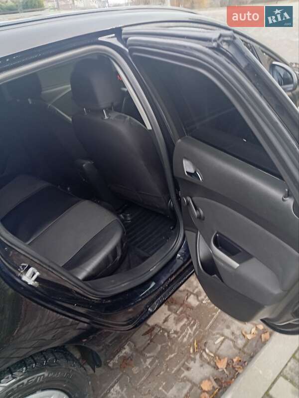 Универсал Opel Astra 2011 в Красилове