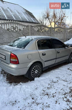 Седан Opel Astra 2008 в Малине