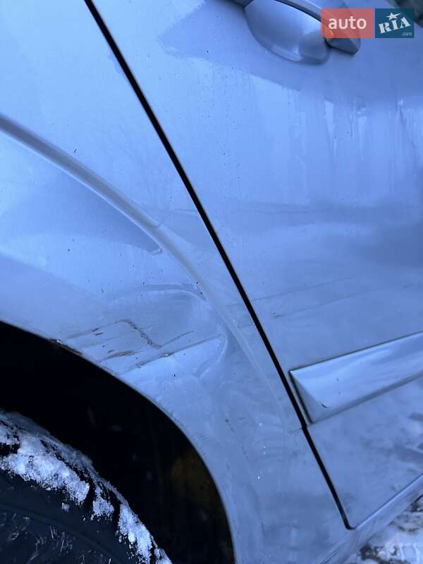 Универсал Opel Astra 2005 в Луцке