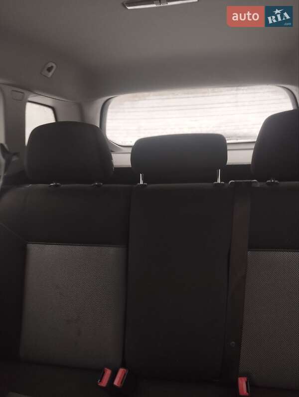 Универсал Opel Astra 2009 в Ровно