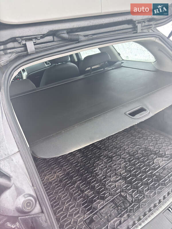 Універсал Opel Astra 2011 в Умані