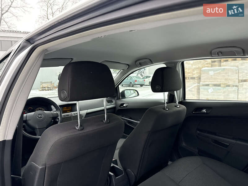 Хэтчбек Opel Astra 2004 в Виннице фото 38 Хэтчбек Opel Astra 2004 в Виннице