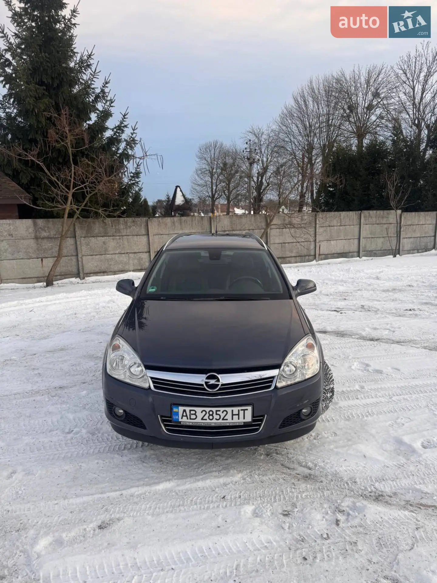 2010 Opel Astra - фото 1