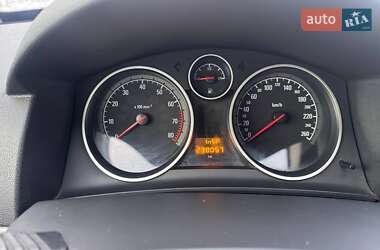 Универсал Opel Astra 2010 в Виннице