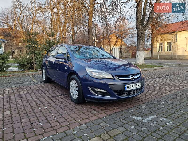 2013 Opel Astra, VIN W0LPD8EK6D8039404:plate — фото 1 (autoria)