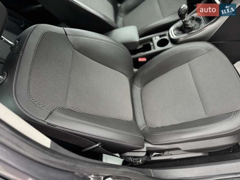 Универсал Opel Astra 2011 в Сумах