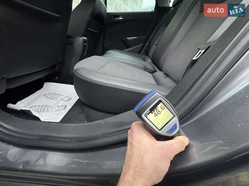 Универсал Opel Astra 2011 в Сумах