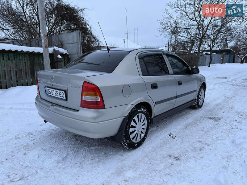 Седан Opel Astra 2008 в Кременчуге