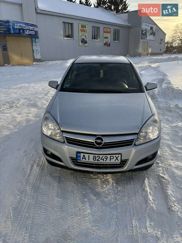 Седан Opel Astra 2008 в Бердичеве