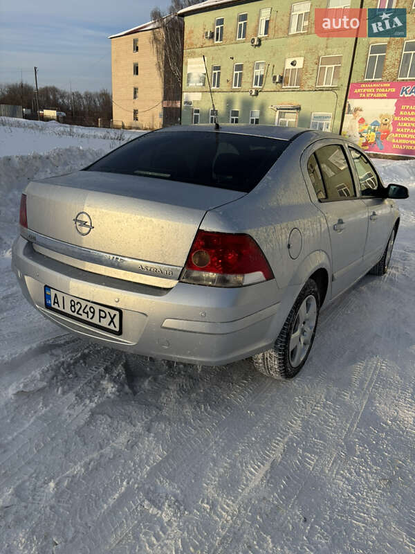 Седан Opel Astra 2008 в Бердичеве