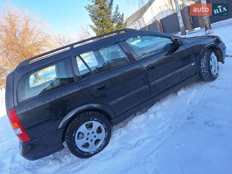 Универсал Opel Astra 2001 в Черновцах