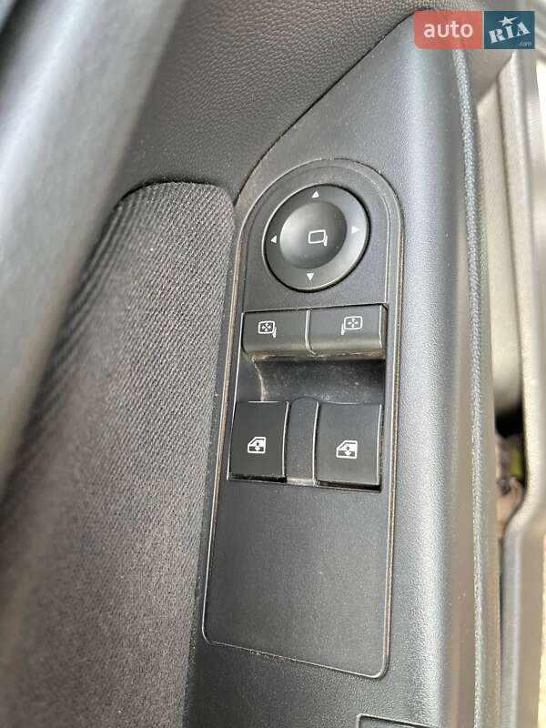 Універсал Opel Astra 2009 в Южноукраїнську