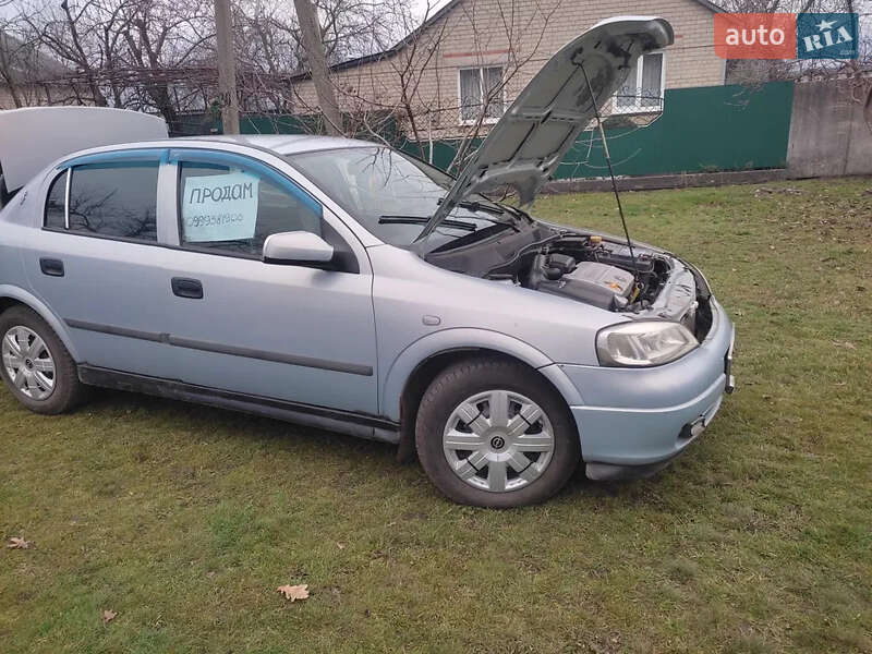 Седан Opel Astra 2004 в Харькове фото Седан Opel Astra 2004 в Харькове