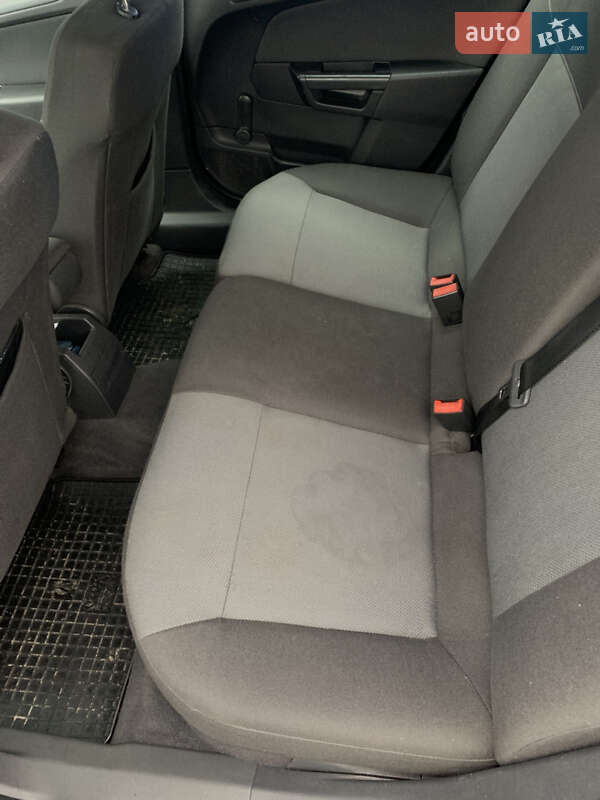 Универсал Opel Astra 2005 в Полтаве