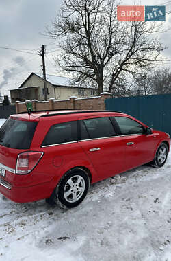 Универсал Opel Astra 2010 в Виннице