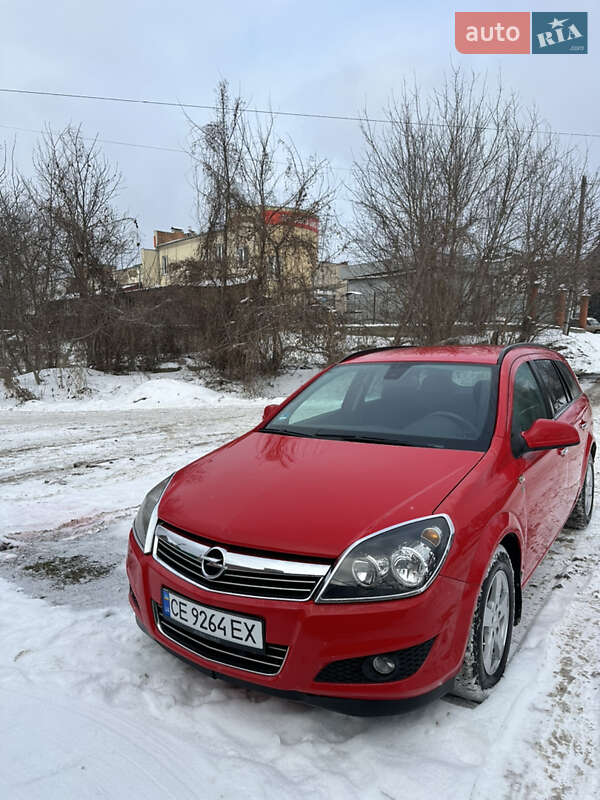 Универсал Opel Astra 2010 в Виннице