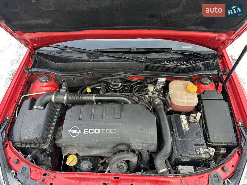 Универсал Opel Astra 2010 в Виннице