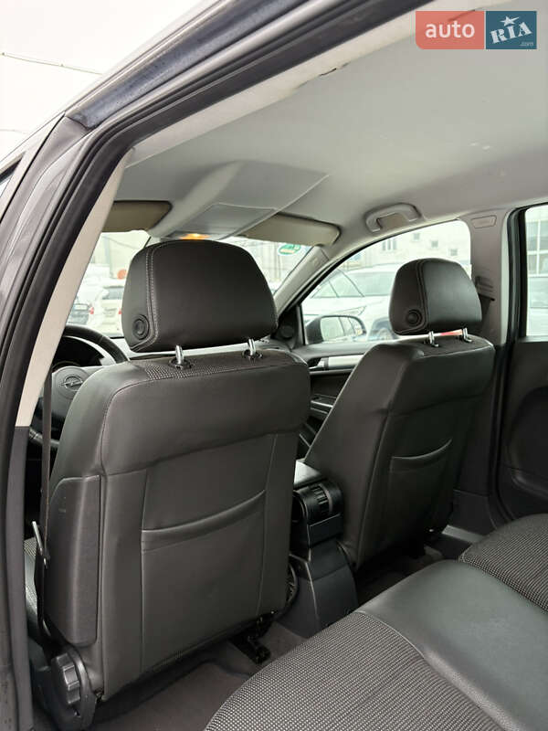 Универсал Opel Astra 2009 в Белой Церкви