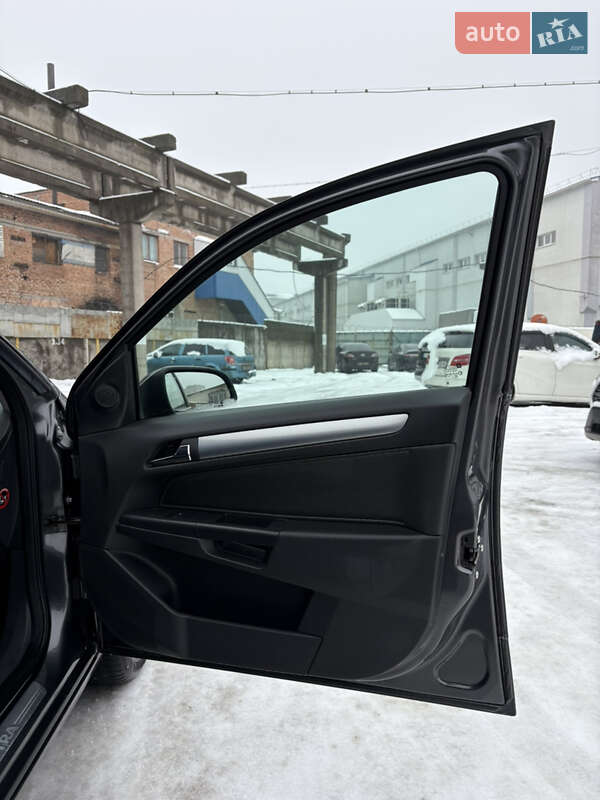 Универсал Opel Astra 2009 в Белой Церкви