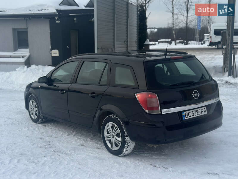 Универсал Opel Astra 2005 в Ивано-Франковске