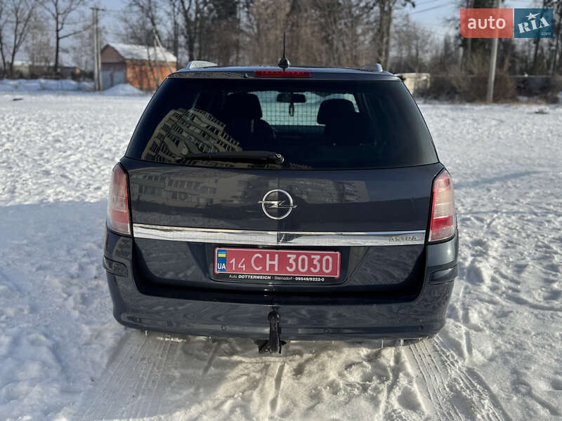 Универсал Opel Astra 2009 в Виннице
