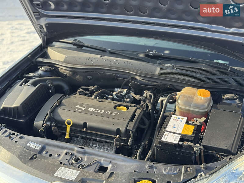 Универсал Opel Astra 2009 в Виннице