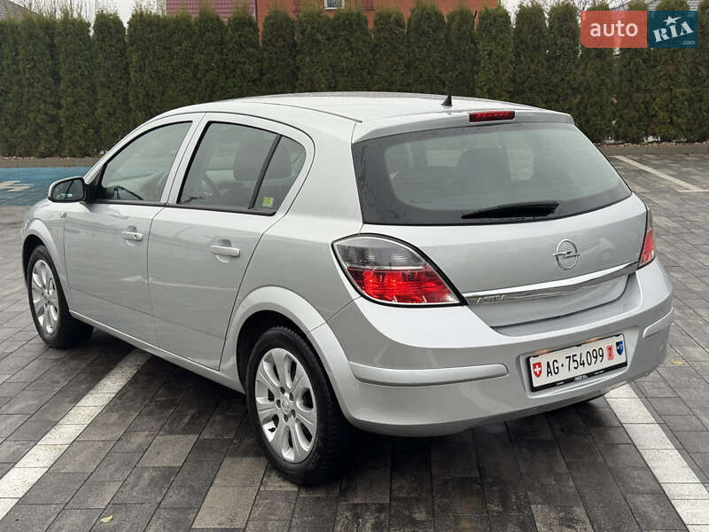 Хэтчбек Opel Astra 2009 в Луцке фото 9 Хэтчбек Opel Astra 2009 в Луцке