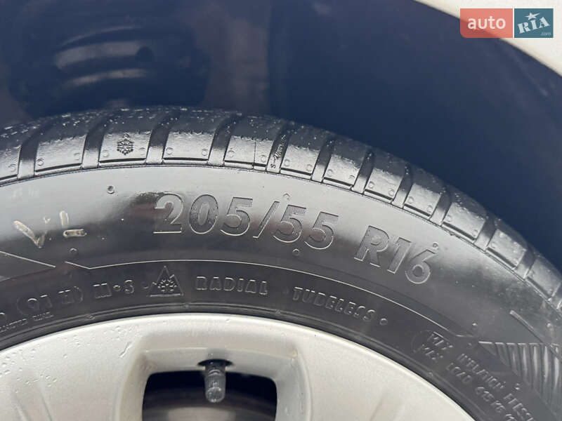 Хэтчбек Opel Astra 2009 в Луцке фото 22 Хэтчбек Opel Astra 2009 в Луцке