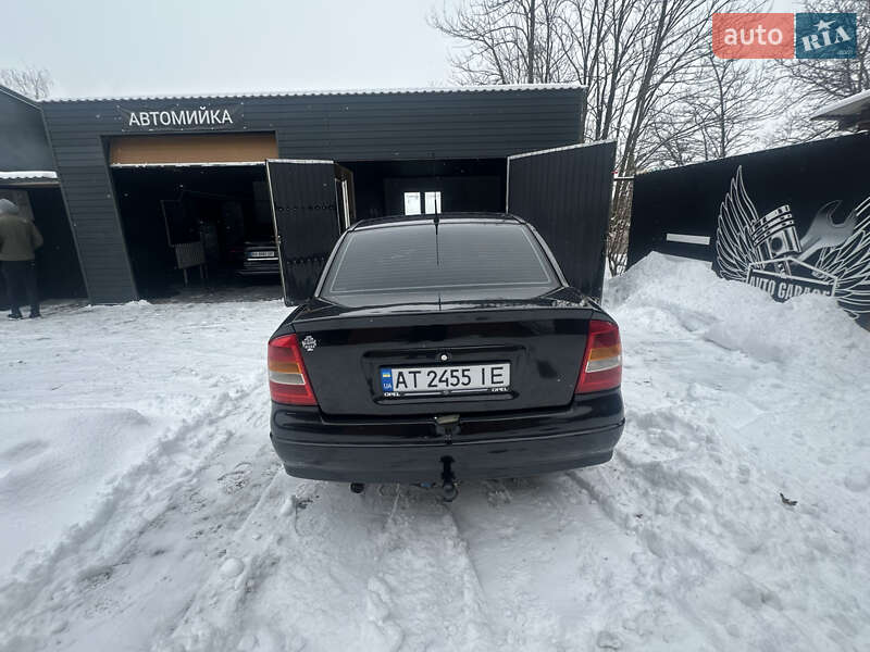 Седан Opel Astra 2008 в Заболотове