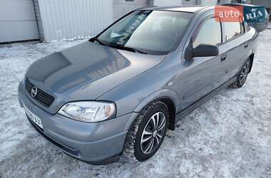 Седан Opel Astra 2008 в Гайвороне