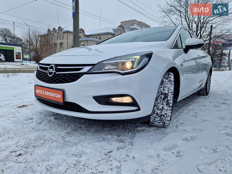 Универсал Opel Astra 2019 в Кропивницком