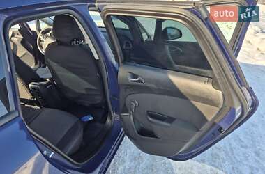 Универсал Opel Astra 2013 в Буче